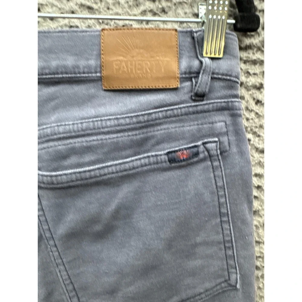 Faherty Raw Hem Altered Denim Jean Shorts Gray Dark Wash Mens Size 29